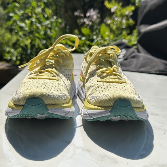 Hoka women’s size 5.5 - Picture 5 of 6